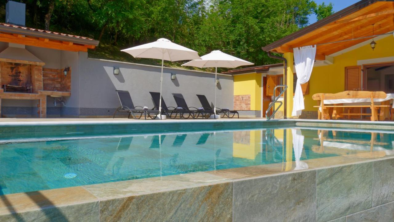 Casa Valla By Rent Istria Buzet Exterior foto